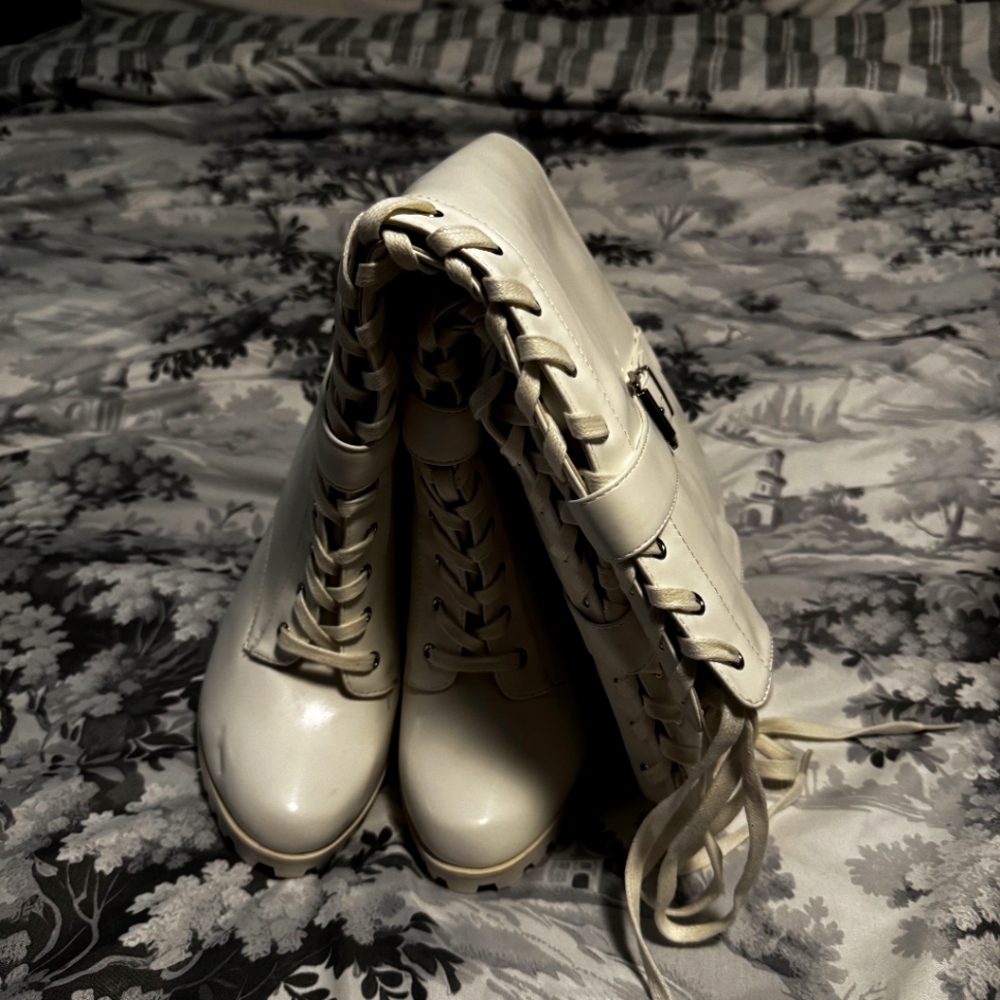 Women's White Lace-Up Boots